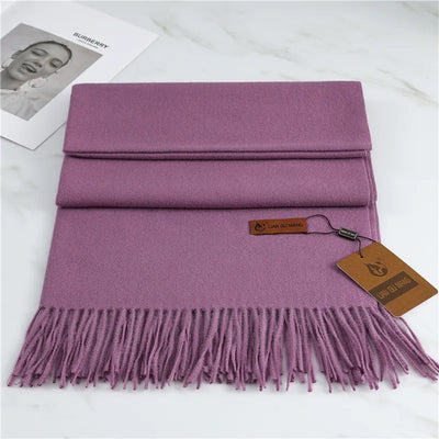 Lusia Cashmere Scarf – Warmth and Style for the Winter Season