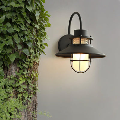 Felix Outdoor Wall Light – Industrial-Style Weatherproof LED Lantern (IP65)
