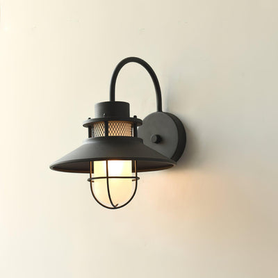 Felix Outdoor Wall Light – Industrial-Style Weatherproof LED Lantern (IP65)