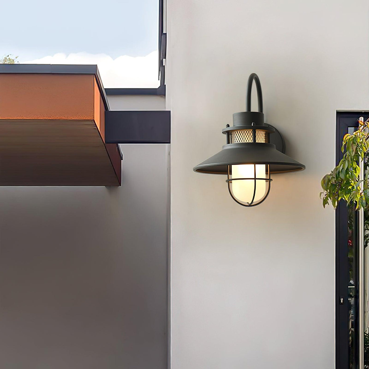 Felix Outdoor Wall Light – Industrial-Style Weatherproof LED Lantern (IP65)