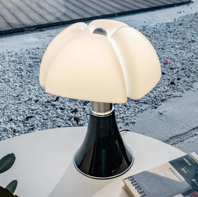 Fleur Table Lamp – Elegant and Functional Design for Your Space