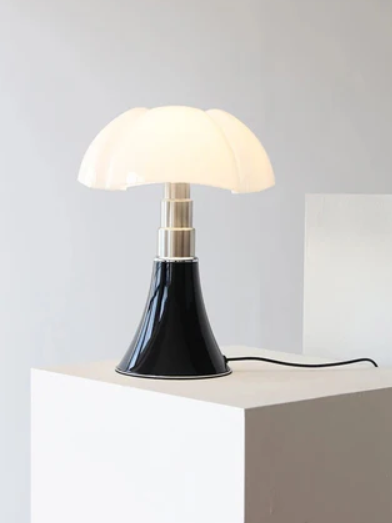 Fleur Table Lamp – Elegant and Functional Design for Your Space
