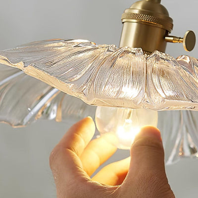Flower Glass Pendant Light – A Touch of Nostalgic Elegance