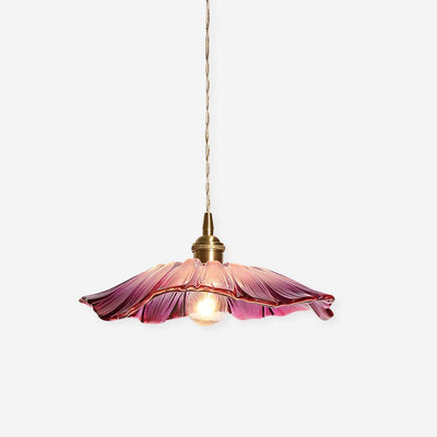 Flower Glass Pendant Light – A Touch of Nostalgic Elegance