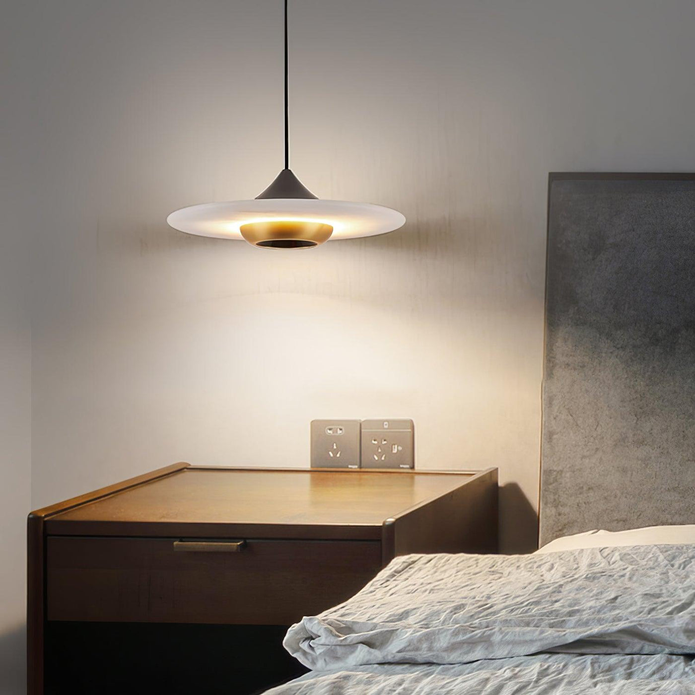 Flying Saucer Marble Pendant Light – Elegant LED Hanging Lamp (3000K-6000K)