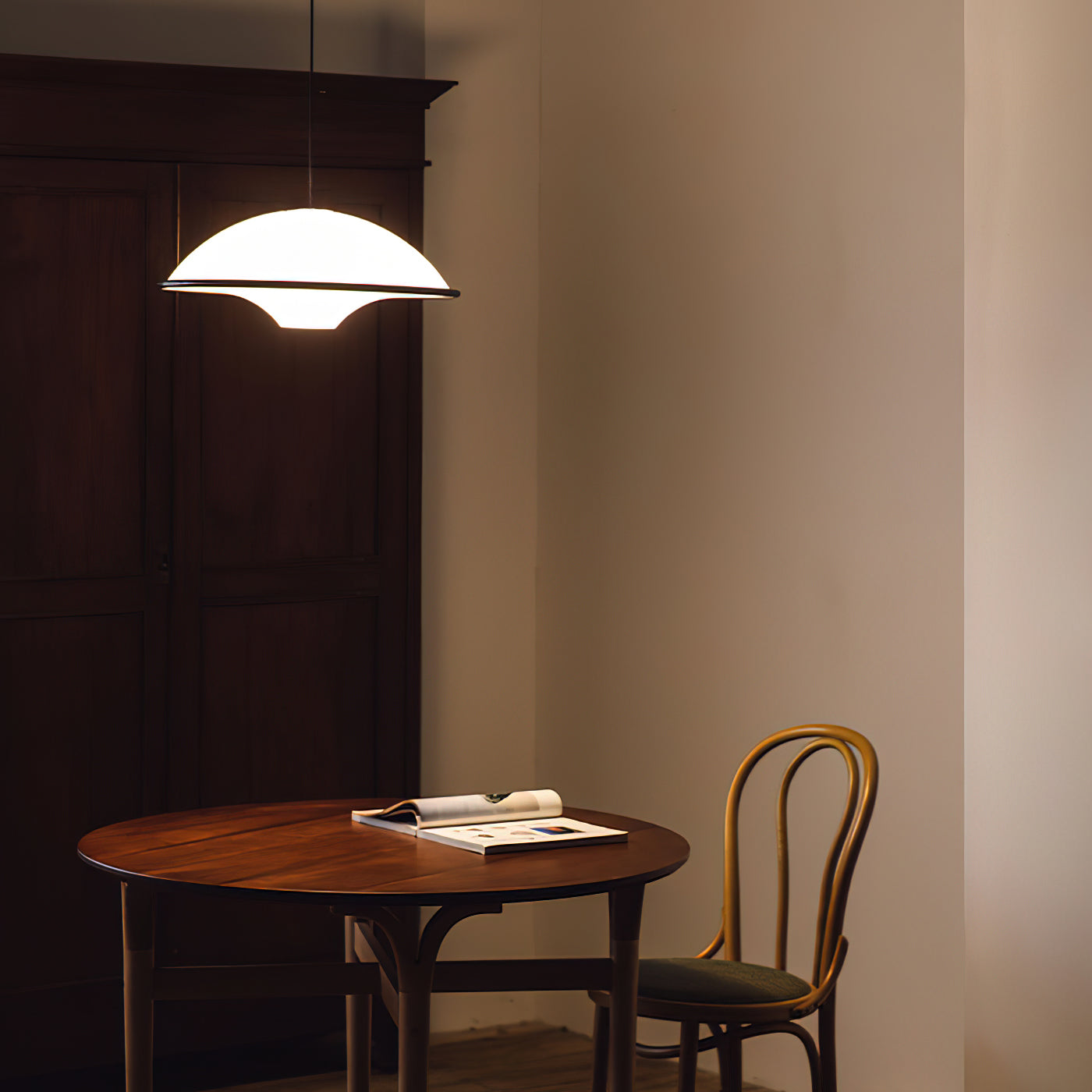 Fontana UFO Pendant Light – Modern Minimalist LED Hanging Lamp (E26/E27)