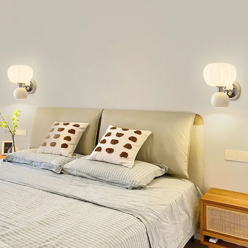 Modern LED Wall Lamp – Elegant Cream Finish for Soft Ambient Lighting