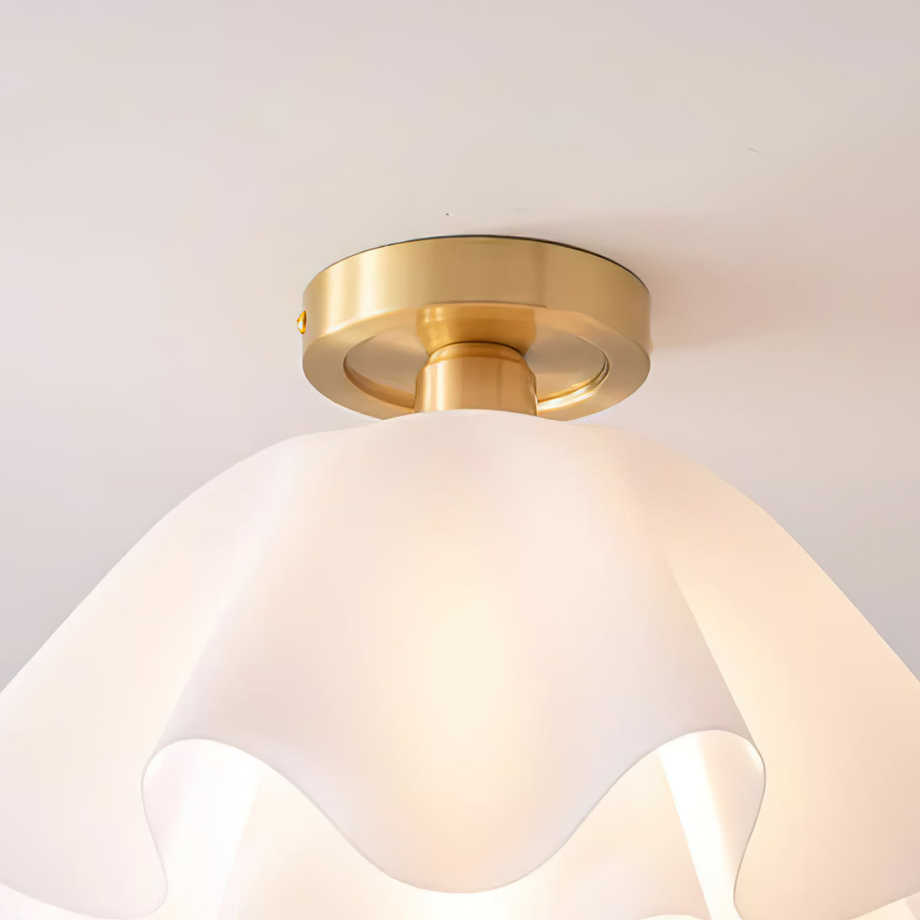 Gailon Ceiling Light – Elegant Folded Copper LED Fixture (E27, Modern Design)