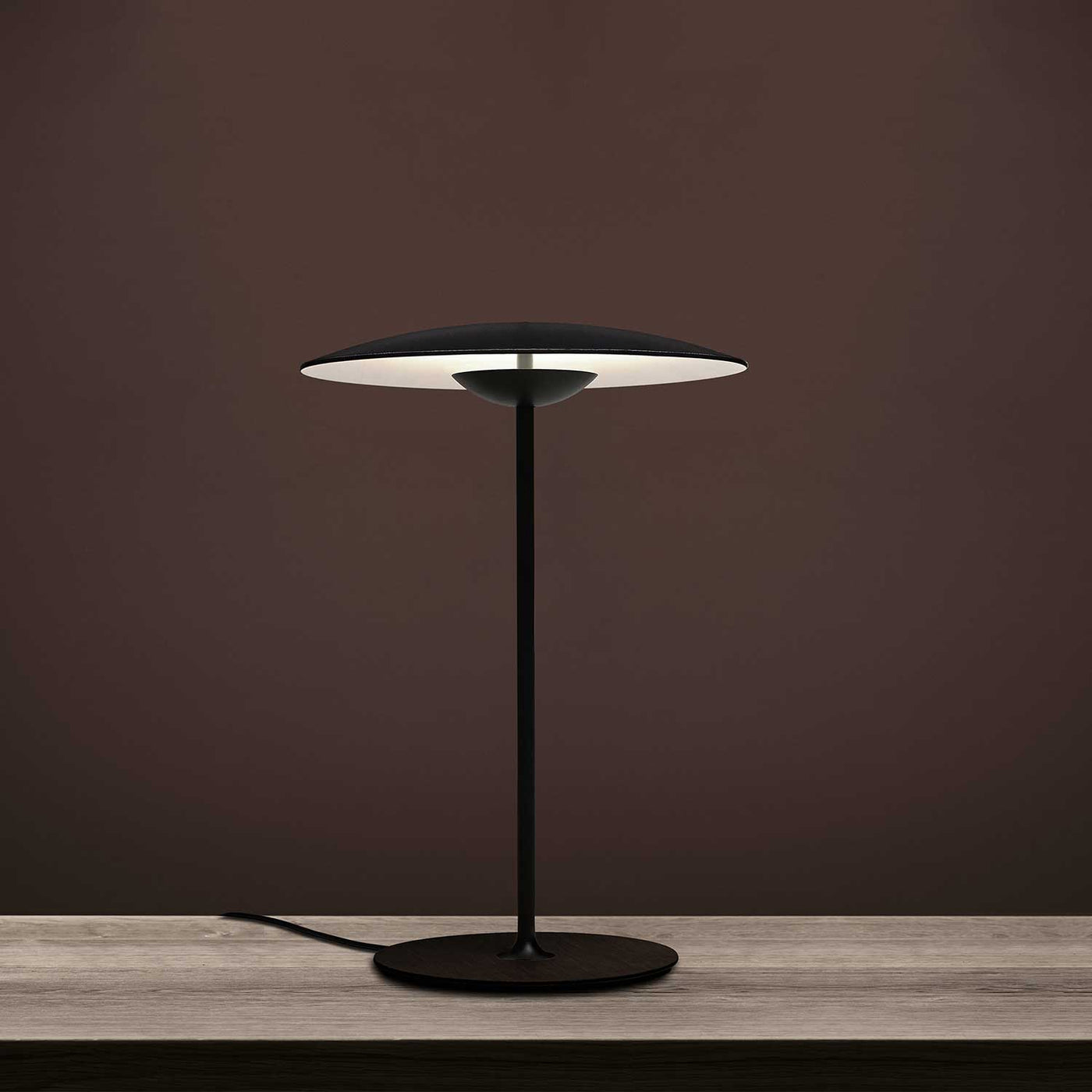 Marset Ginger Table Lamp – Modern Elegance with Ambient LED Lighting