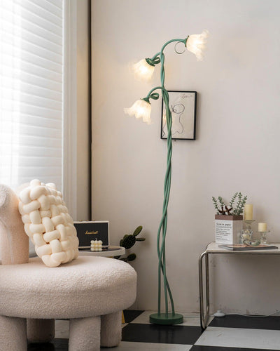 Calla Floor Lamp – Timeless Elegance with Delicate Floral Design
