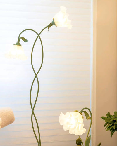 Calla Floor Lamp – Timeless Elegance with Delicate Floral Design