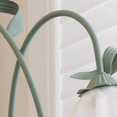 Calla Floor Lamp – Timeless Elegance with Delicate Floral Design