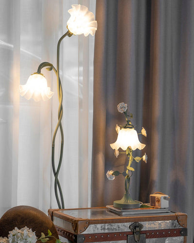 Calla Floor Lamp – Timeless Elegance with Delicate Floral Design