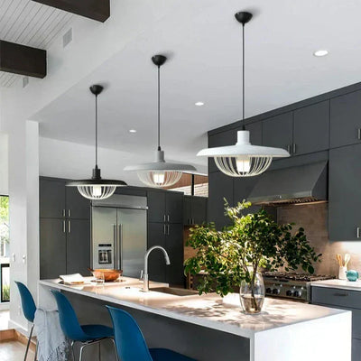Imitation Wood Grain Pendant Light – Nordic-Style Hanging Lamp for Rustic Interiors