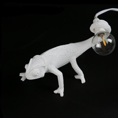 Modern Resin Lizard Table Lamp – Unique Nature-Inspired Accent Light