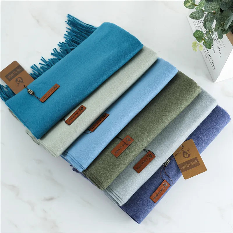 Lusia Cashmere Scarf – Warmth and Style for the Winter Season