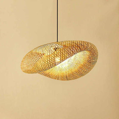 Handwoven Chinese Bamboo Pendant Light – Natural Rattan Wave Shade (E27, LED Compatible)
