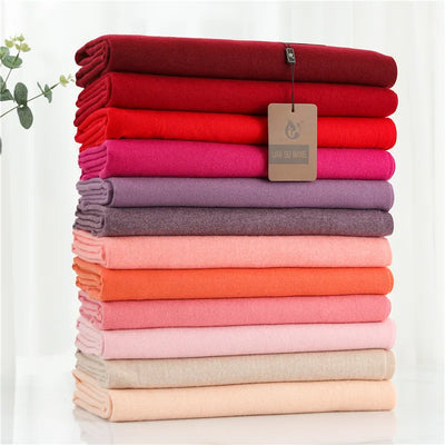 Lusia Cashmere Scarf – Warmth and Style for the Winter Season