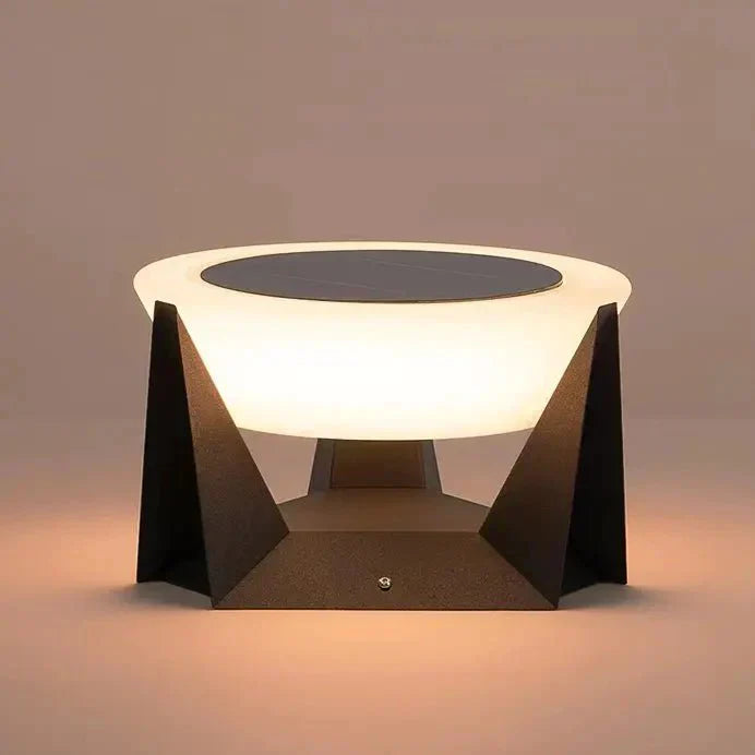 High-Efficiency Solar LED Light – Weatherproof Outdoor Illumination