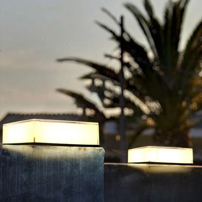 Flat Out Solar Light – Modern Waterproof LED Outdoor Wall Lamp (IP65)