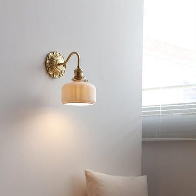 Brass & White Ceramic Wall Light – Classic Elegance for Timeless Interiors