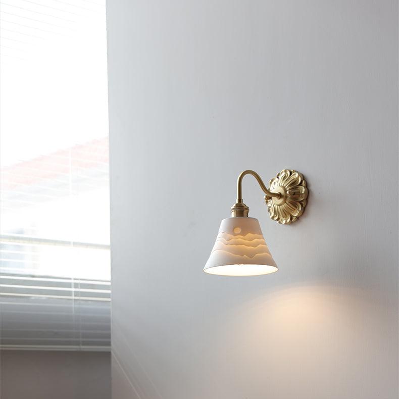 Brass & White Ceramic Wall Light – Classic Elegance for Timeless Interiors
