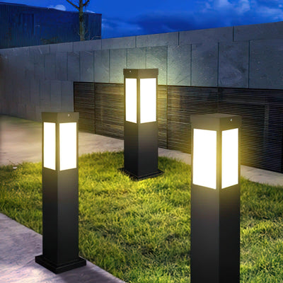 Kuzco Outdoor Bollard Light – Sleek LED Pathway & Garden Lighting