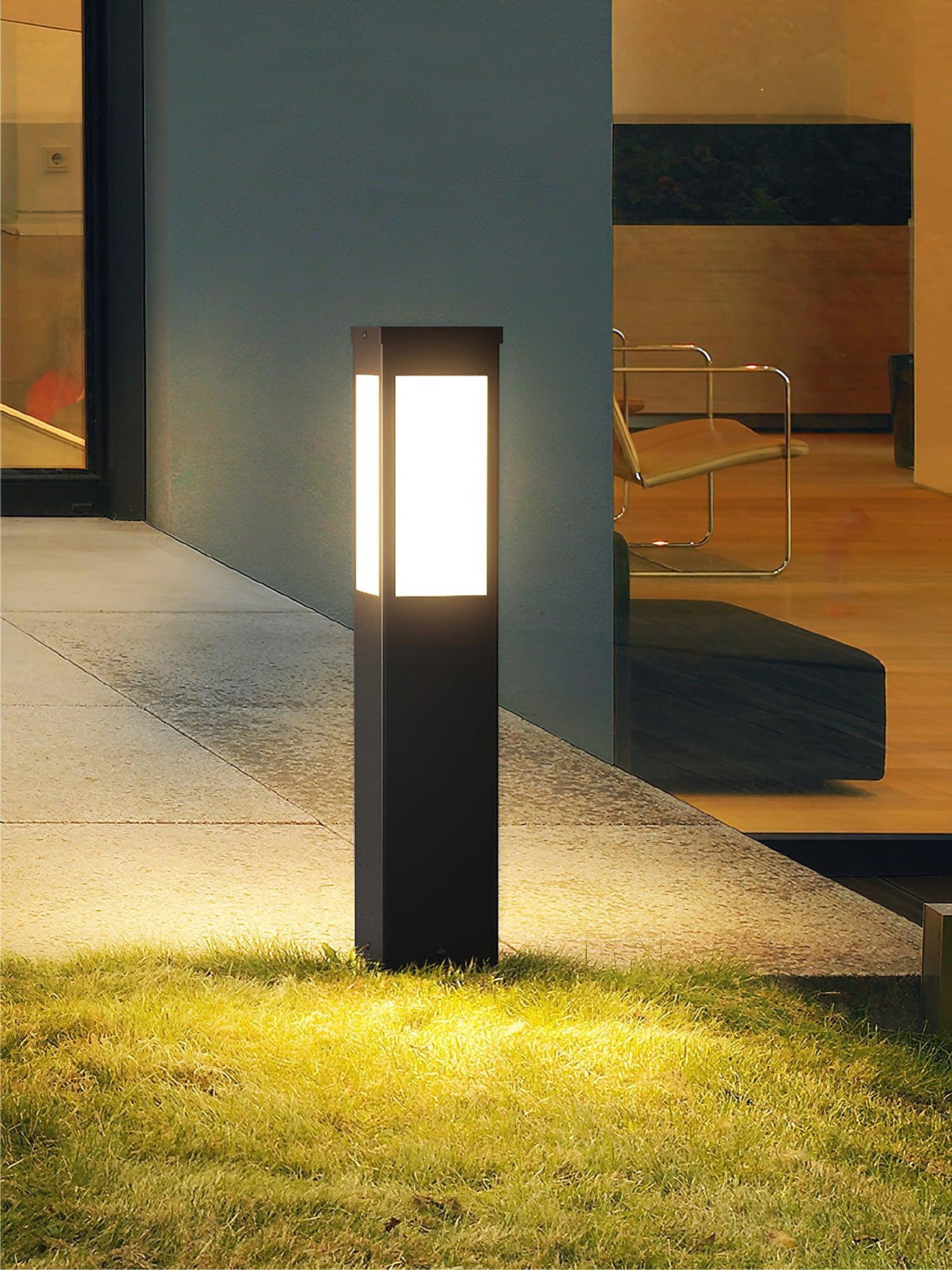 Kuzco Outdoor Bollard Light – Sleek LED Pathway & Garden Lighting