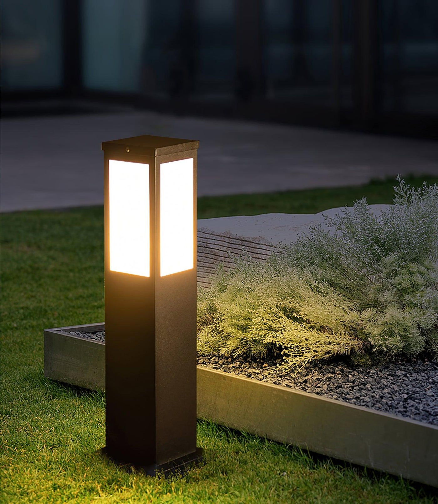 Kuzco Outdoor Bollard Light – Sleek LED Pathway & Garden Lighting