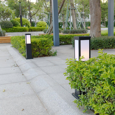 Kuzco Outdoor Bollard Light – Sleek LED Pathway & Garden Lighting