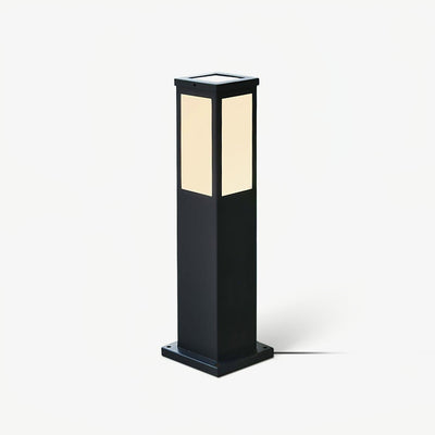 Kuzco Outdoor Bollard Light – Sleek LED Pathway & Garden Lighting