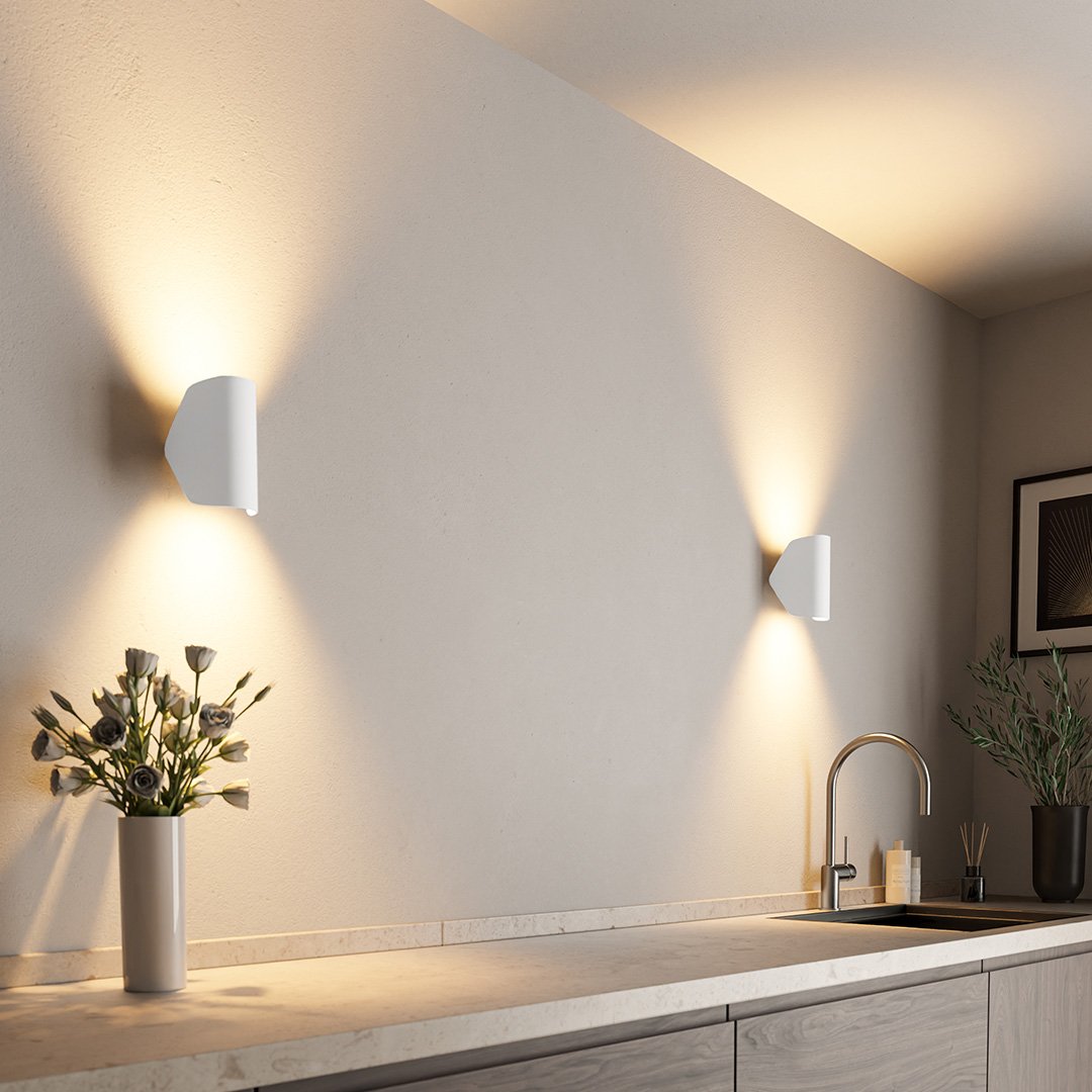 LumosWave – Modern LED Outdoor Wall Light for Warm and Elegant Illumination
