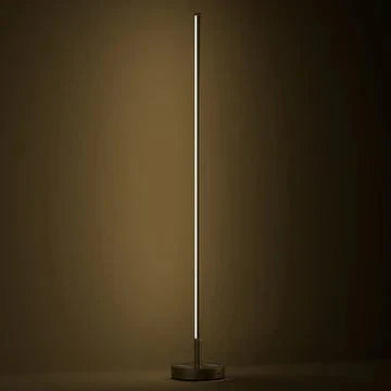Modern Solar Outdoor Floor Lamp – Elegant Waterproof LED Lighting