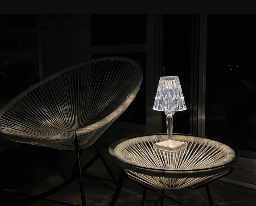 Crystal Table Lamp – Elegant Glow and Wireless Freedom
