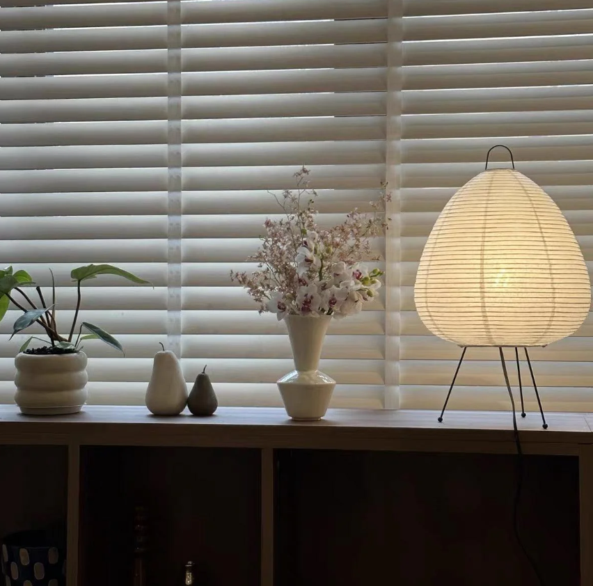 Rice Paper Japanese Style Lamp – Minimalist Elegance and Soothing Light