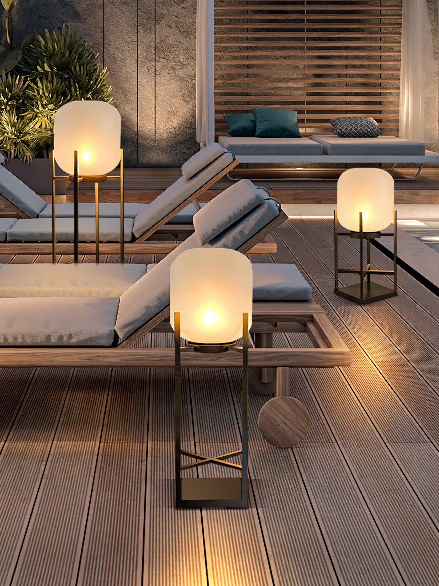Solar Stainless Steel Outdoor Floor Lamp – Elegant & Weatherproof LED Lighting