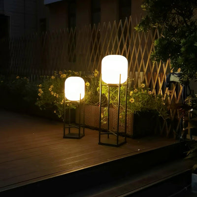Solar Stainless Steel Outdoor Floor Lamp – Elegant & Weatherproof LED Lighting