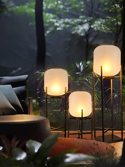 Solar Stainless Steel Outdoor Floor Lamp – Elegant & Weatherproof LED Lighting