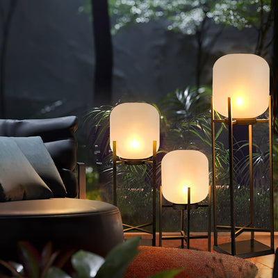 Solar Stainless Steel Outdoor Floor Lamp – Elegant & Weatherproof LED Lighting