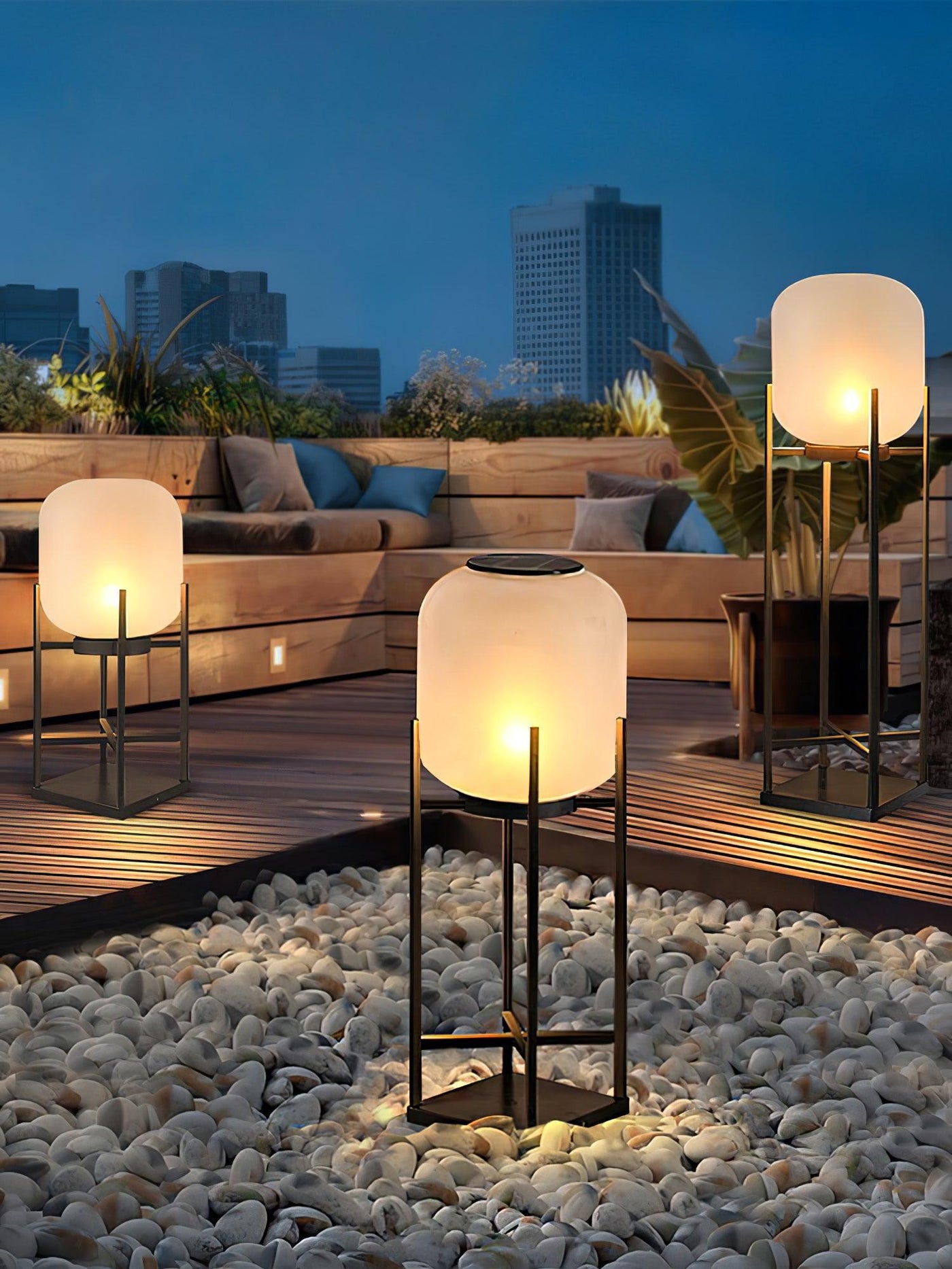 Solar Stainless Steel Outdoor Floor Lamp – Elegant & Weatherproof LED Lighting