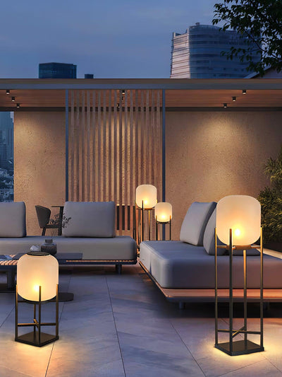 Solar Stainless Steel Outdoor Floor Lamp – Elegant & Weatherproof LED Lighting