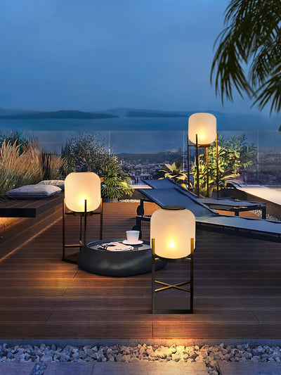Solar Stainless Steel Outdoor Floor Lamp – Elegant & Weatherproof LED Lighting