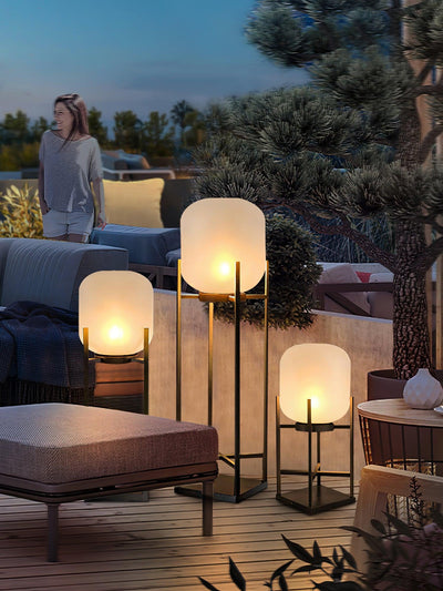 Solar Stainless Steel Outdoor Floor Lamp – Elegant & Weatherproof LED Lighting