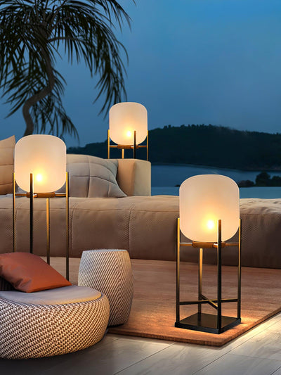 Solar Stainless Steel Outdoor Floor Lamp – Elegant & Weatherproof LED Lighting
