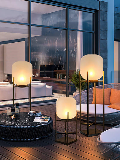 Solar Stainless Steel Outdoor Floor Lamp – Elegant & Weatherproof LED Lighting
