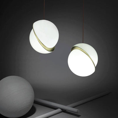CrescentGlow Pendant Light – Elegant Lunar-Inspired Illumination