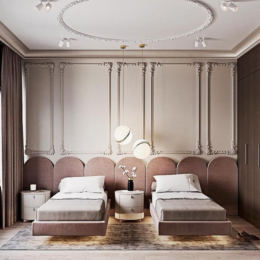 CrescentGlow Pendant Light – Elegant Lunar-Inspired Illumination