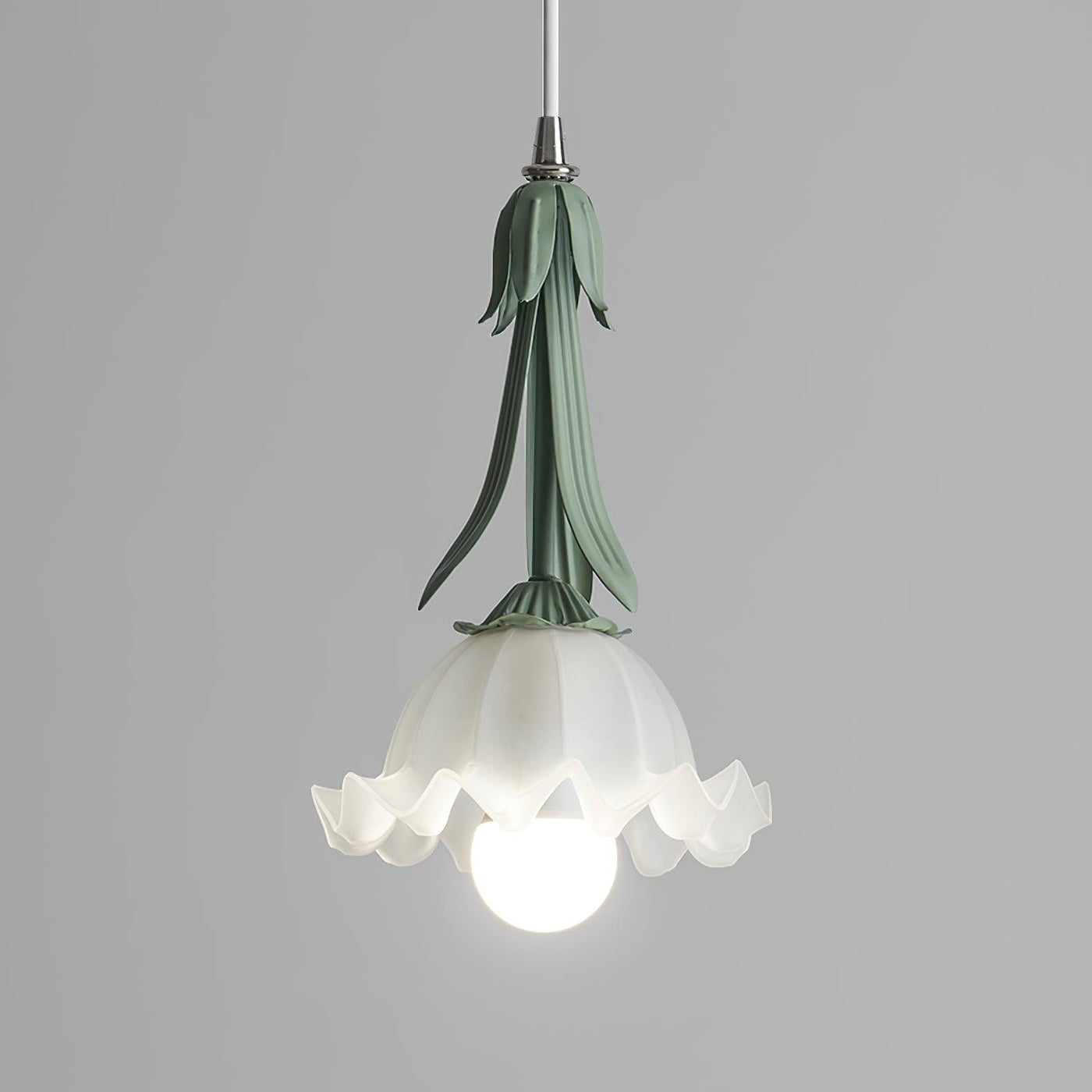Lily Blossom Pendant Light – Elegant Floral Ceiling Light for a Natural Touch