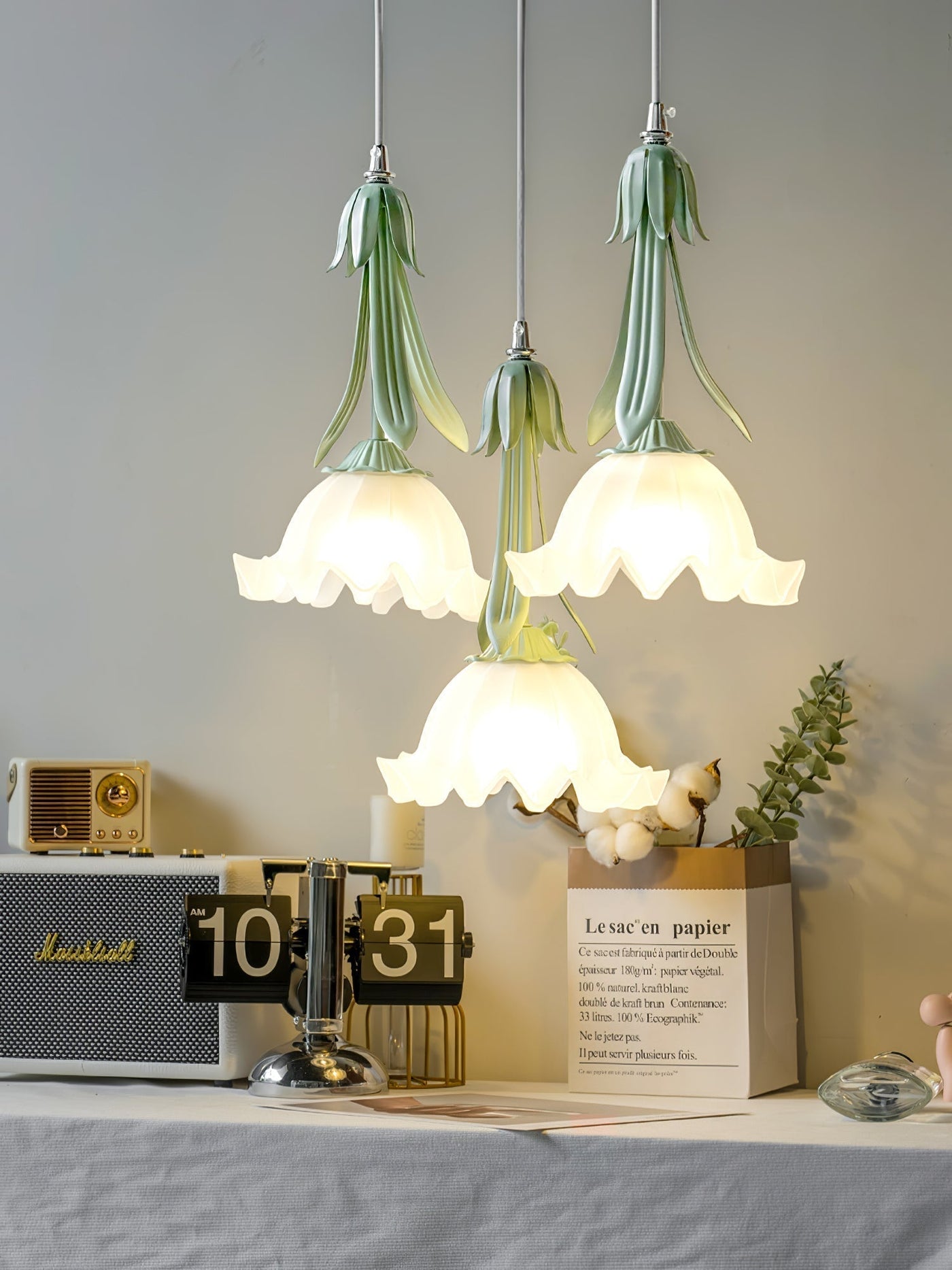 Lily Blossom Pendant Light – Elegant Floral Ceiling Light for a Natural Touch