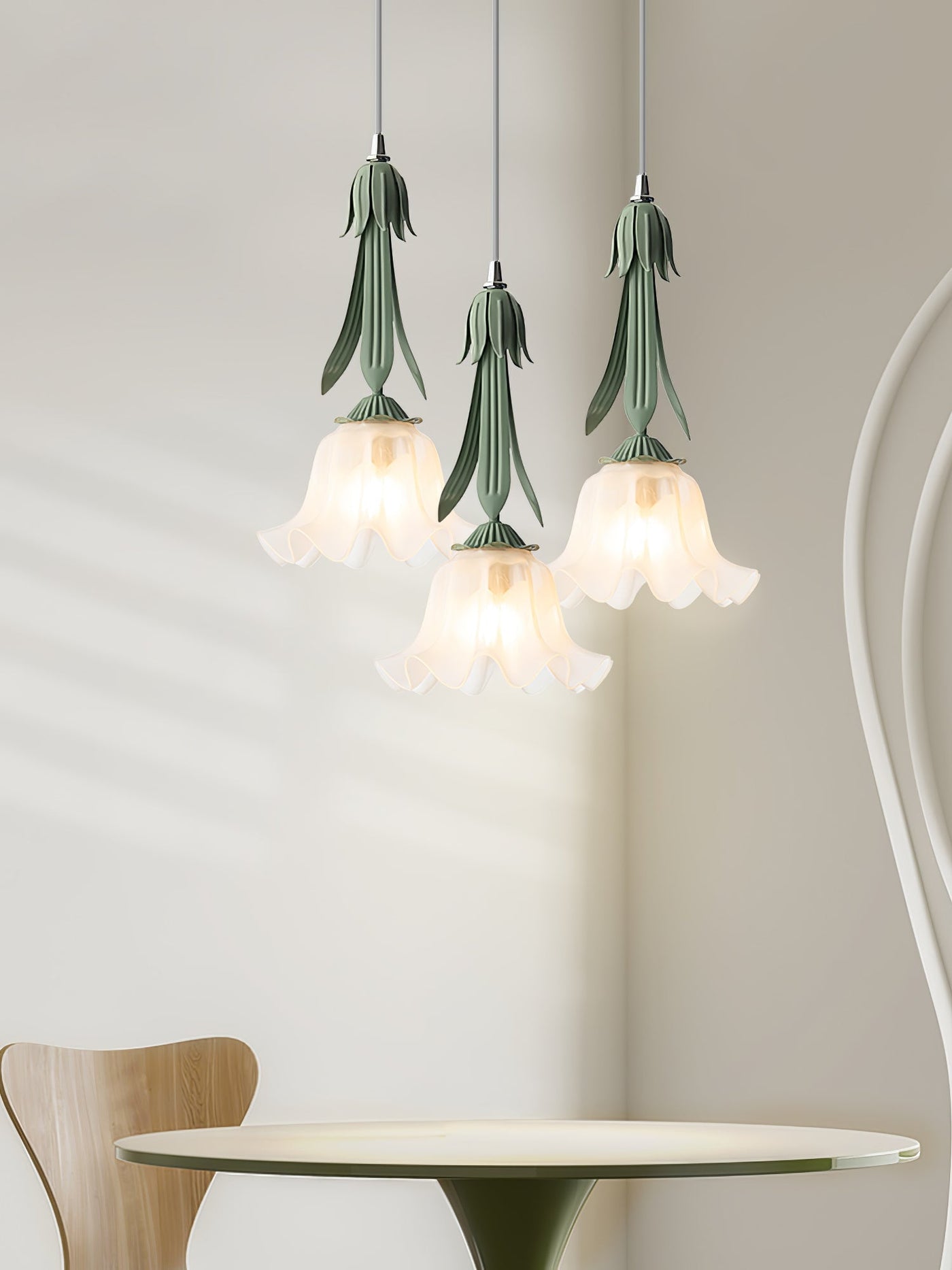 Lily Blossom Pendant Light – Elegant Floral Ceiling Light for a Natural Touch